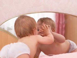 conciencia-del-yo-en-bebes